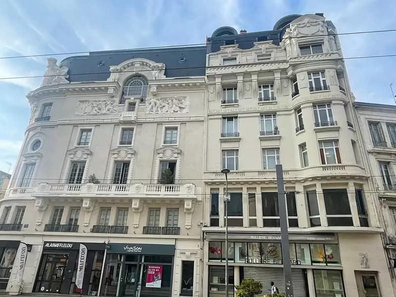 Vente appartement 7 pièces 165 m² Saint-Étienne (42000) - Superimmo