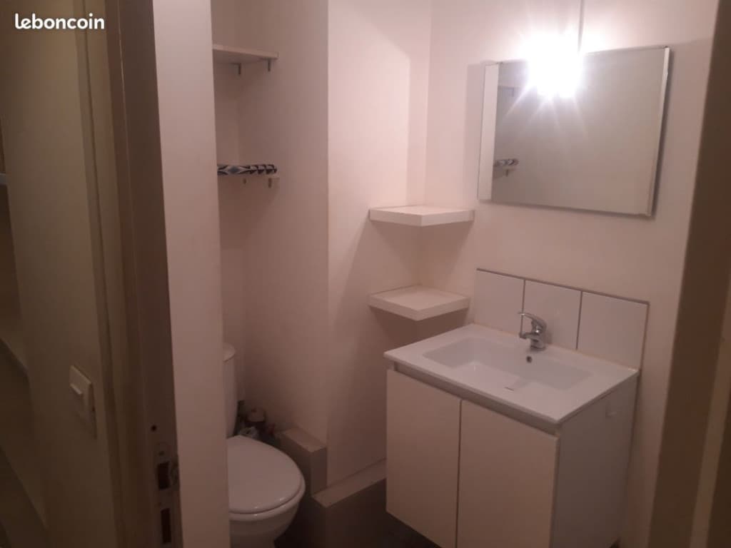 Studio 24 m² rénové et équipé – Campus Tréfilerie – 44 900
