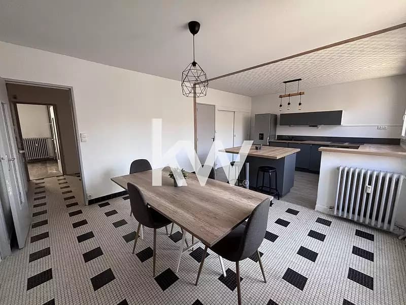 Vente appartement 6 pièces 129,86 m² Saint-Étienne (42000) - Superimmo